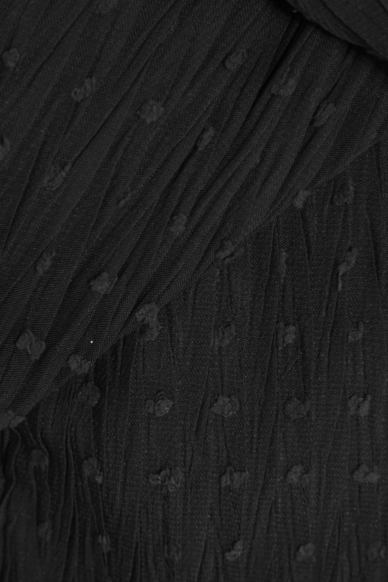 Black Chiffon Crinkle Halter Neck Midi Dress - Image 6