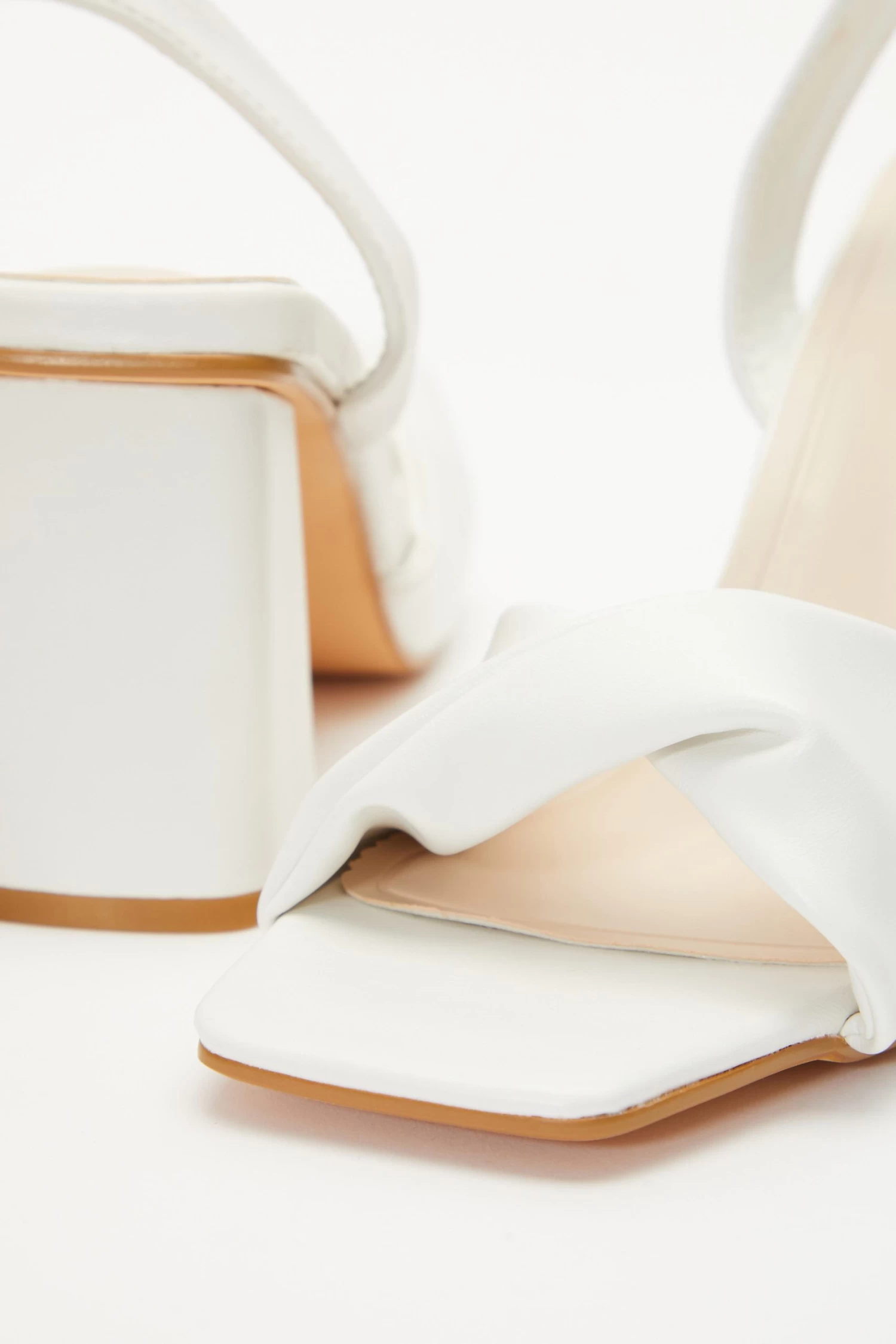 White Twist Front Block Heeled Sandals - Image 5