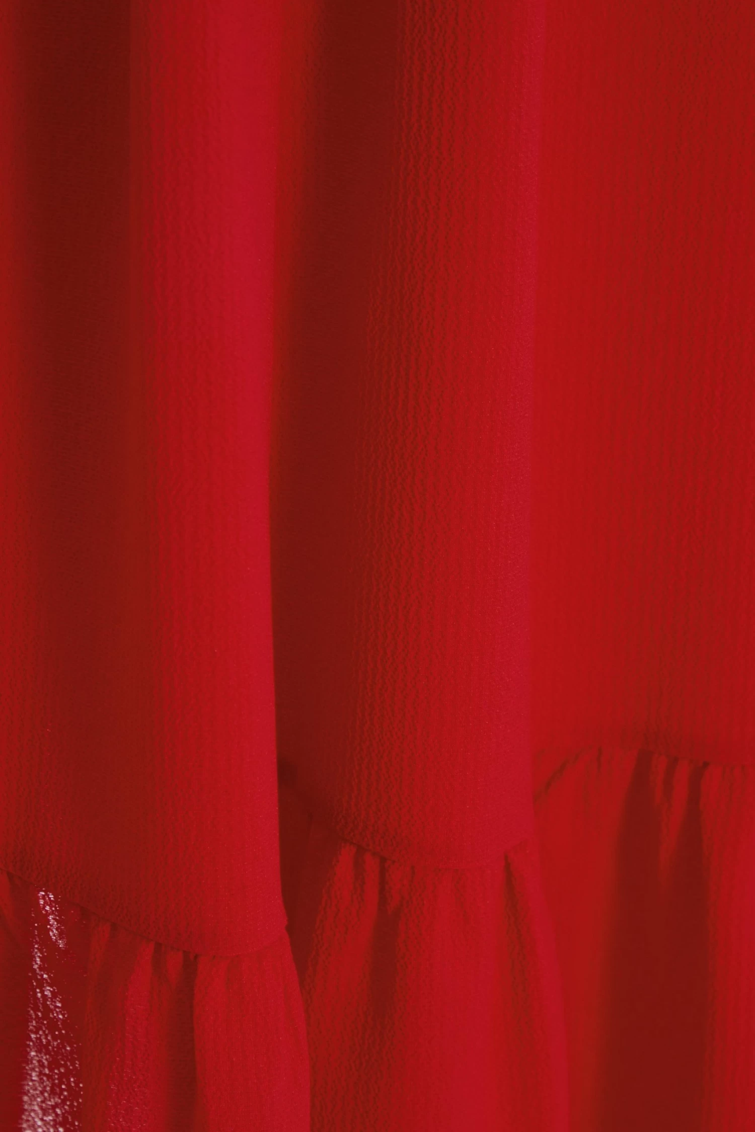 Curve Red Tiered Puff Sleeve Midi Dress - Image 6