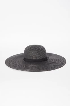 Black Straw Beach Hat